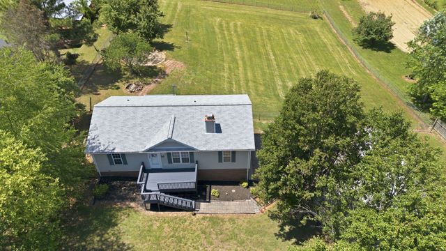 1346 Shahan Rd, Ashland City, TN 37015