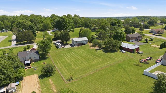 1346 Shahan Rd, Ashland City, TN 37015
