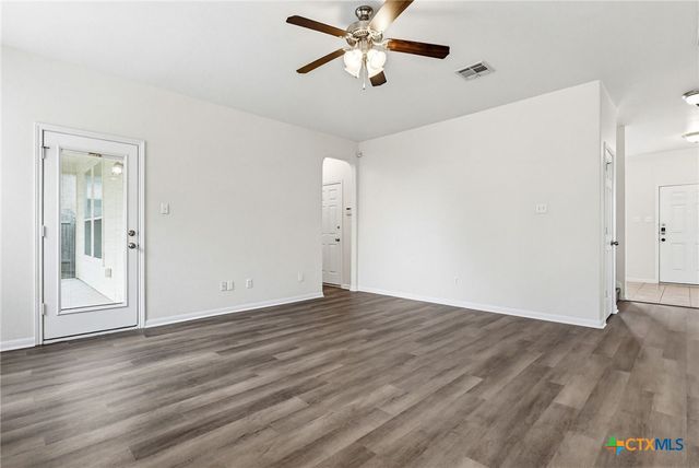 6913 Aquamarine Drive, Killeen, TX 76542