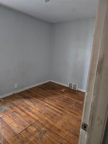 20200 Lindsay Street, Detroit, MI 48235
