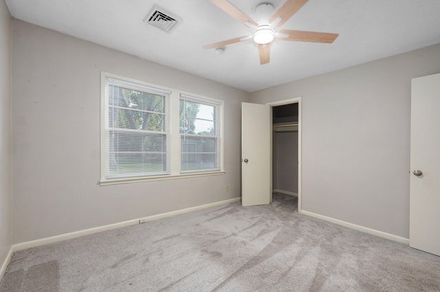 412 East Wayland Street, Springfield, MO 65807
