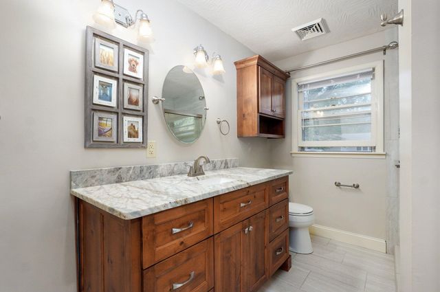 412 East Wayland Street, Springfield, MO 65807