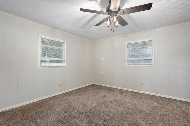 412 East Wayland Street, Springfield, MO 65807