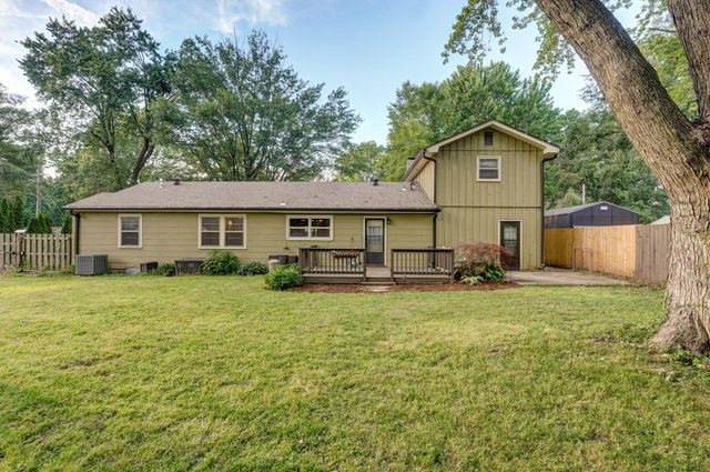 412 East Wayland Street, Springfield, MO 65807