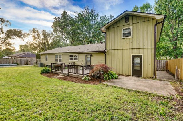 412 East Wayland Street, Springfield, MO 65807