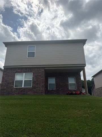 3321 Red Tail Way, Farmington, AR 72730