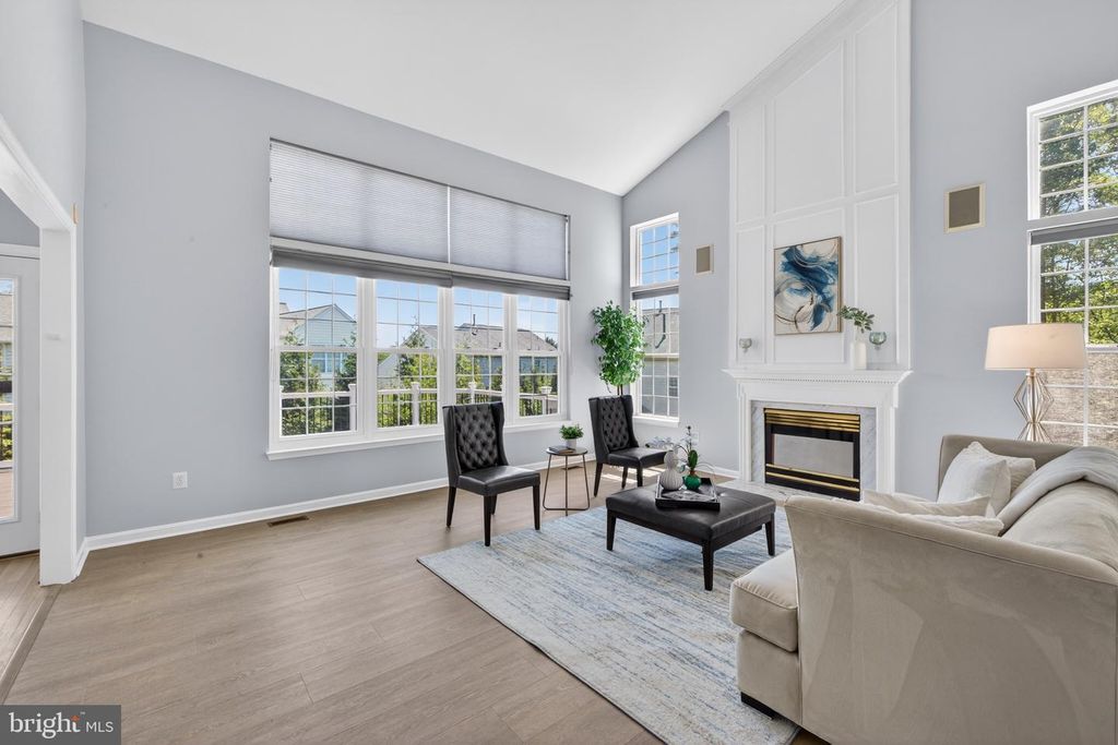 Image 10 of property listing at 13521 SANDERLING PL, Germantown, MD 20874