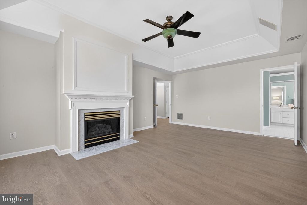 Image 25 of property listing at 13521 SANDERLING PL, Germantown, MD 20874