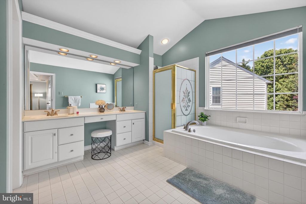Image 26 of property listing at 13521 SANDERLING PL, Germantown, MD 20874