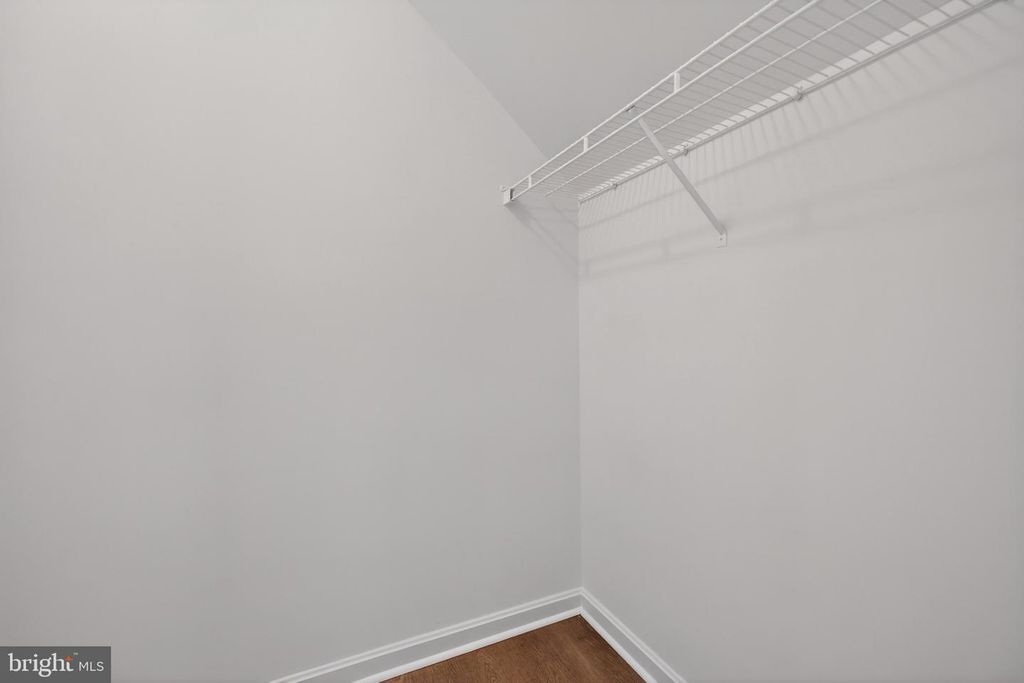 Image 32 of property listing at 13521 SANDERLING PL, Germantown, MD 20874