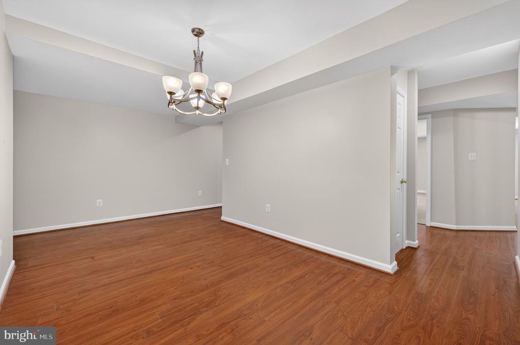 Image 40 of property listing at 13521 SANDERLING PL, Germantown, MD 20874