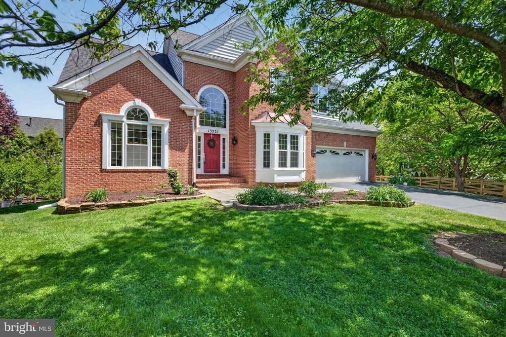 Image 54 of property listing at 13521 SANDERLING PL, Germantown, MD 20874