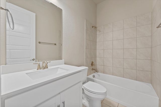 8015 Sunflower Lane, Dallas, TX 75252