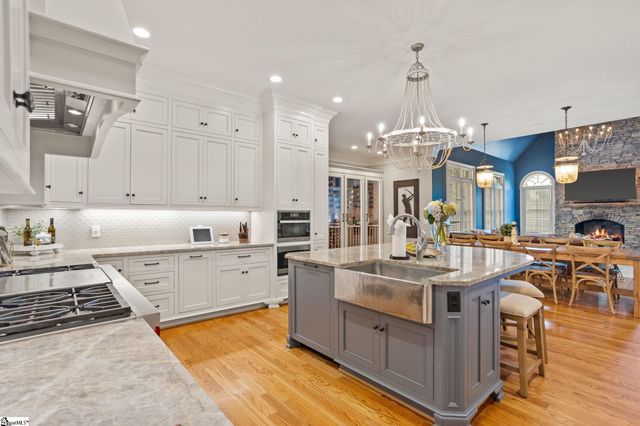 102 Antigua Way, Greer, SC 29650