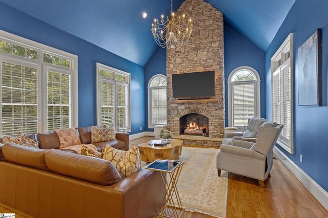 102 Antigua Way, Greer, SC 29650