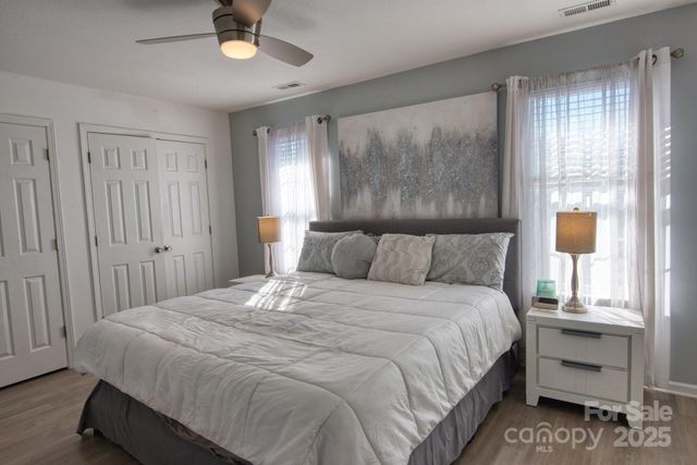 429 Wiltshire Circle, Fletcher, NC 28732