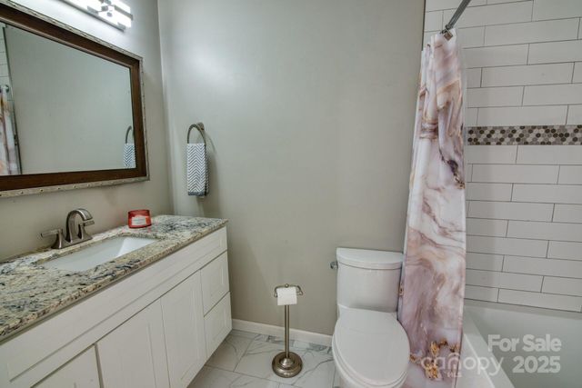 429 Wiltshire Circle, Fletcher, NC 28732