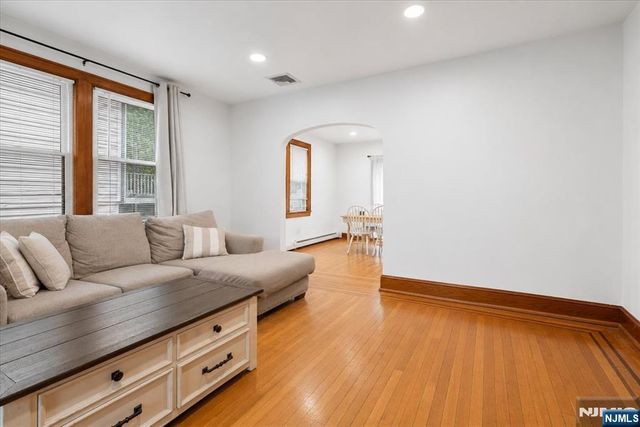 1119 Stonewall Lane, Secaucus, NJ 07094