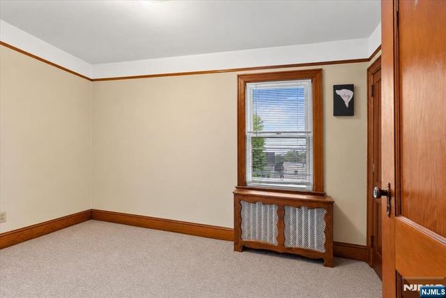 1119 Stonewall Lane, Secaucus, NJ 07094