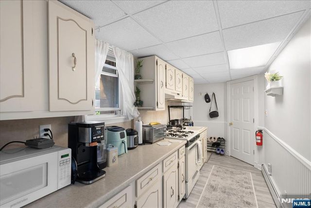 1119 Stonewall Lane, Secaucus, NJ 07094