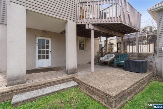 1119 Stonewall Lane, Secaucus, NJ 07094