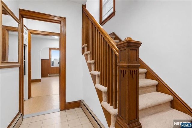 1119 Stonewall Lane, Secaucus, NJ 07094