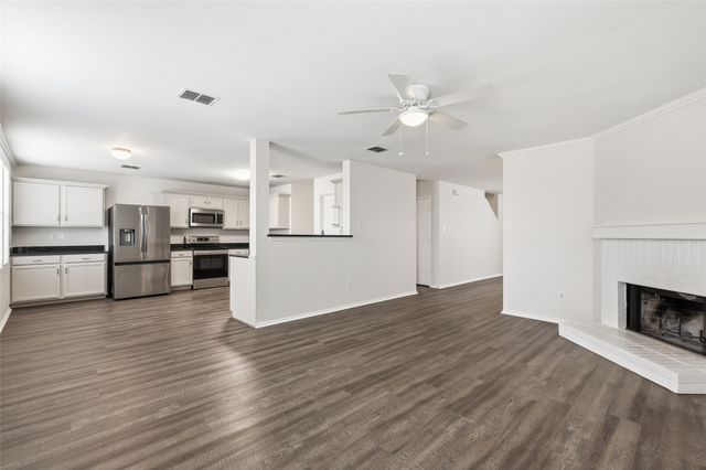 5073 Village Stone Court, Fort Worth, TX 76179