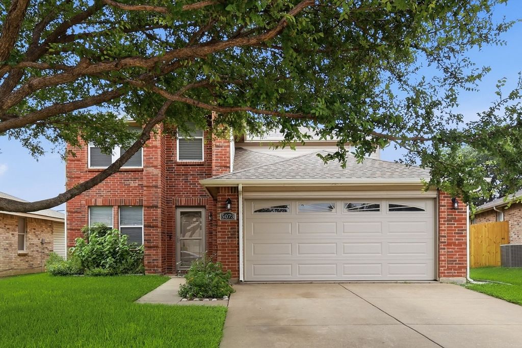 5073 Village Stone Court, Fort Worth, TX 76179