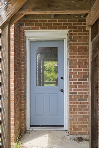 1061 Cliff White Rd, Columbia, TN 38401