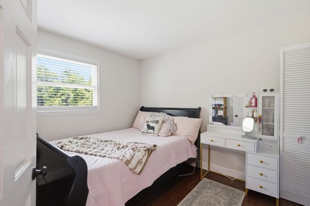 1061 Cliff White Rd, Columbia, TN 38401