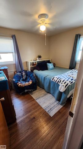 23814 Cushing Street, Eastpointe, MI 48021