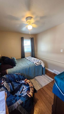 23814 Cushing Street, Eastpointe, MI 48021