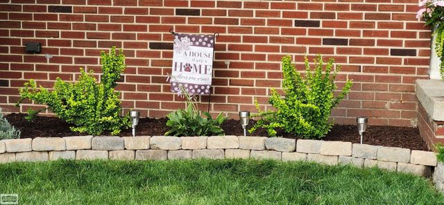 23814 Cushing Street, Eastpointe, MI 48021