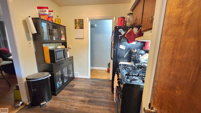 23814 Cushing Street, Eastpointe, MI 48021