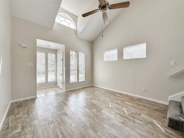 5515 Strack Road 135, Houston, TX 77069