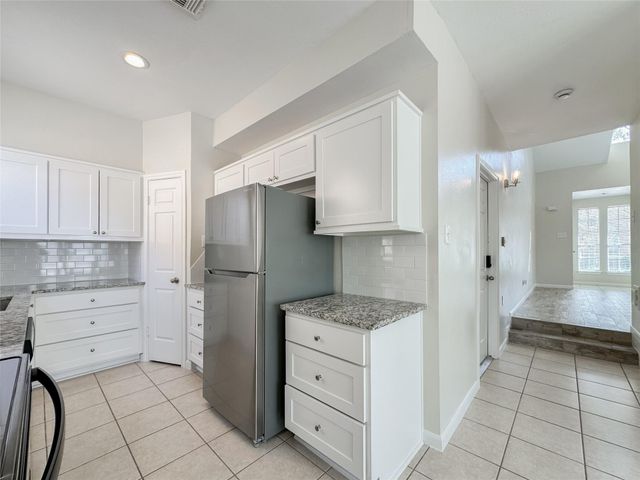 5515 Strack Road 135, Houston, TX 77069