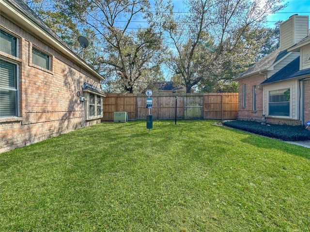 5515 Strack Road 135, Houston, TX 77069