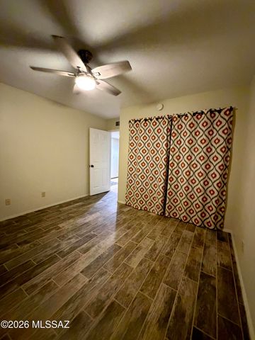 2928 E Sierra Vista Road, Tucson, AZ 85716