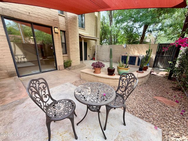 2928 E Sierra Vista Road, Tucson, AZ 85716