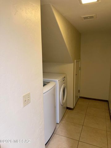 2928 E Sierra Vista Road, Tucson, AZ 85716