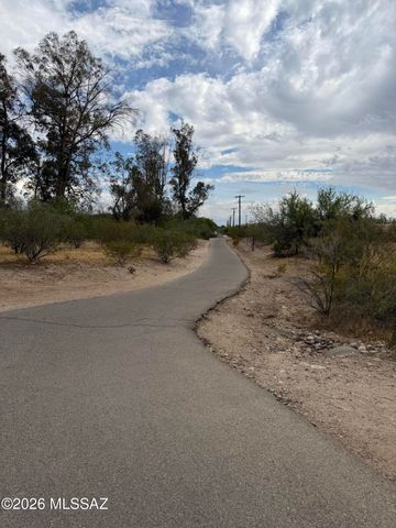 2928 E Sierra Vista Road, Tucson, AZ 85716