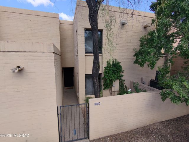 2928 E Sierra Vista Road, Tucson, AZ 85716