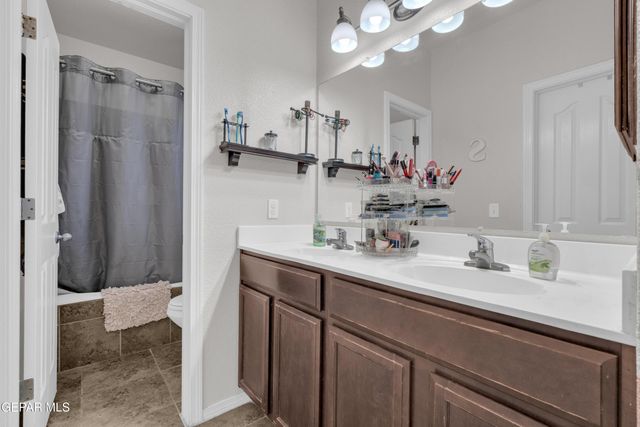 14456 Jacinto Ramos Avenue, El Paso, TX 79938