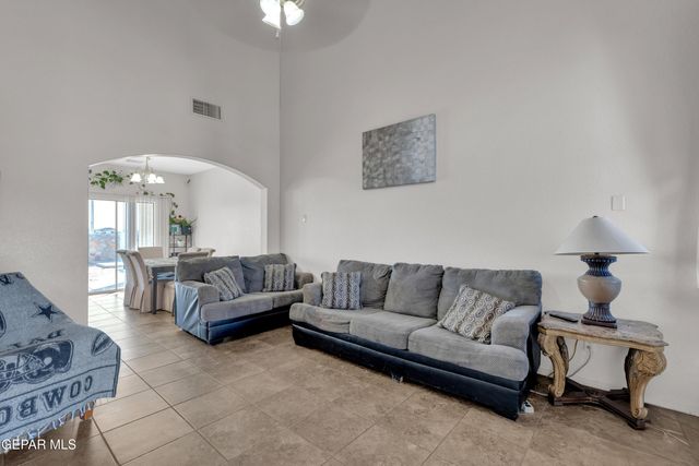 14456 Jacinto Ramos Avenue, El Paso, TX 79938