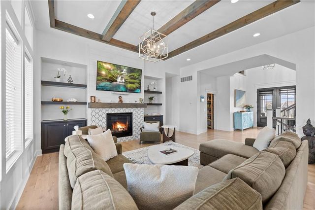 12901 W 170th Street, Overland Park, KS 66221