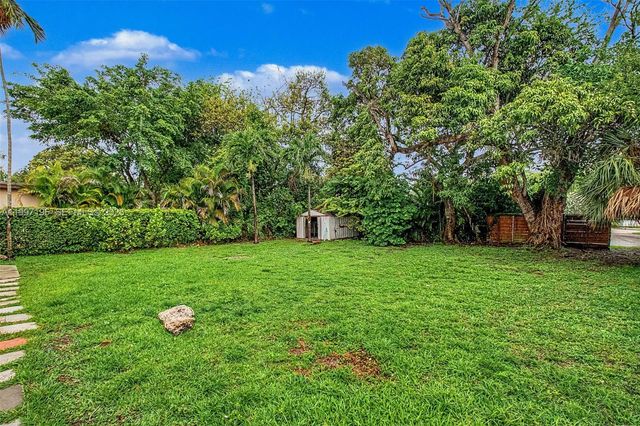 3951 SW 2nd Ter, Miami, FL 33134