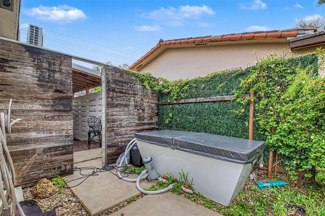 3951 SW 2nd Ter, Miami, FL 33134