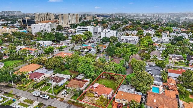 3951 SW 2nd Ter, Miami, FL 33134