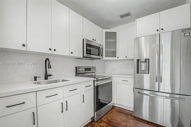 3951 SW 2nd Ter, Miami, FL 33134