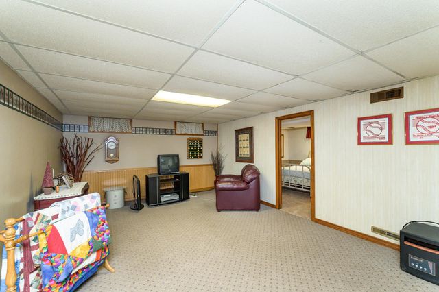 978 17th Street SE, Rochester, MN 55904